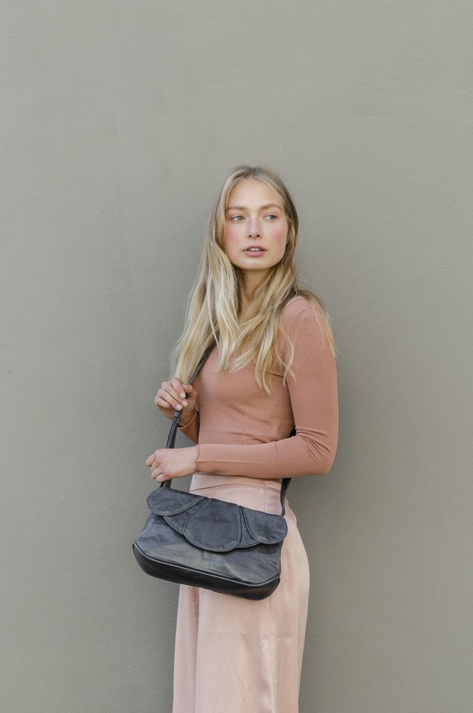 Sisken – Leather handbags, wallets and clutches