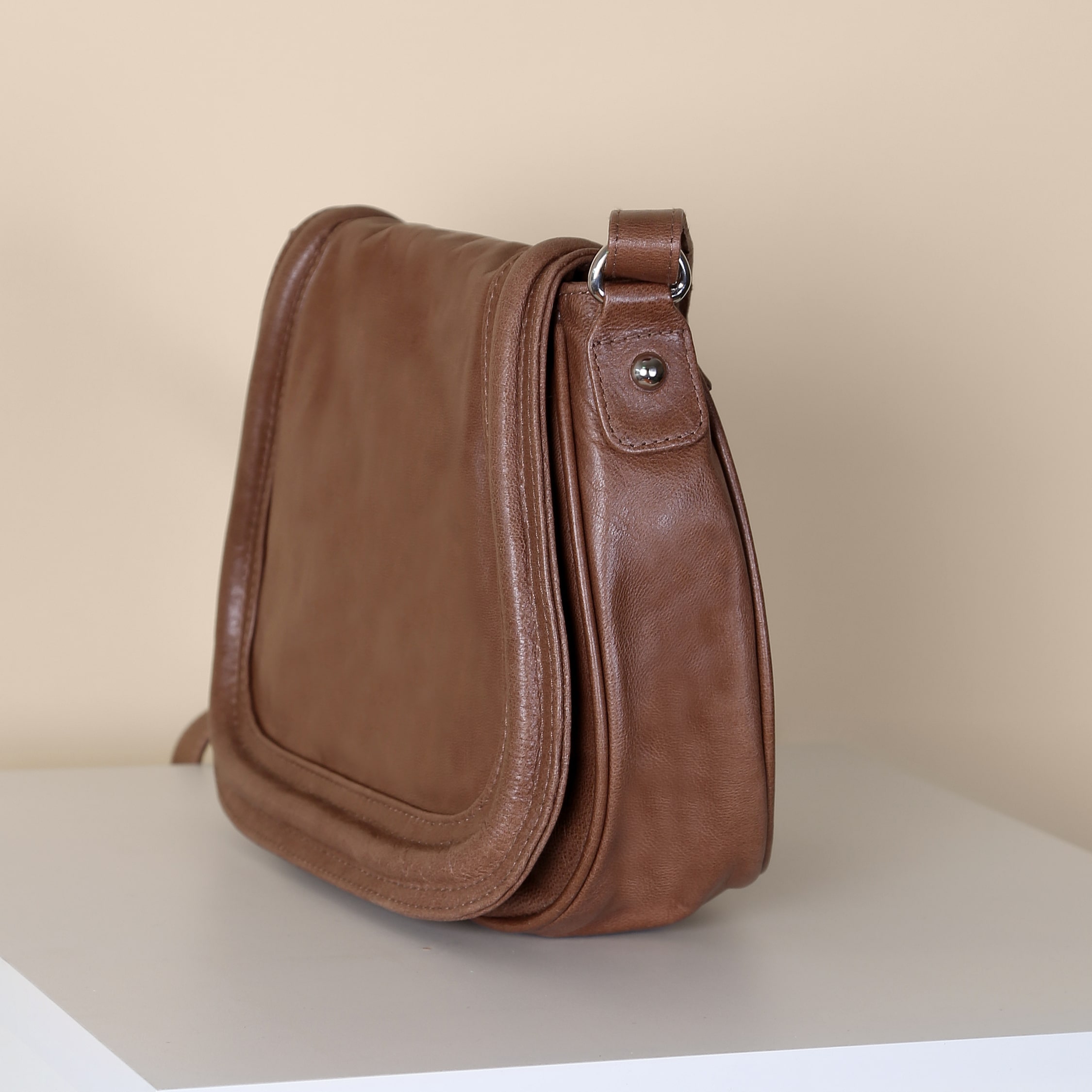 Brooklyn Shoulder Bag in Mocha – Sisken