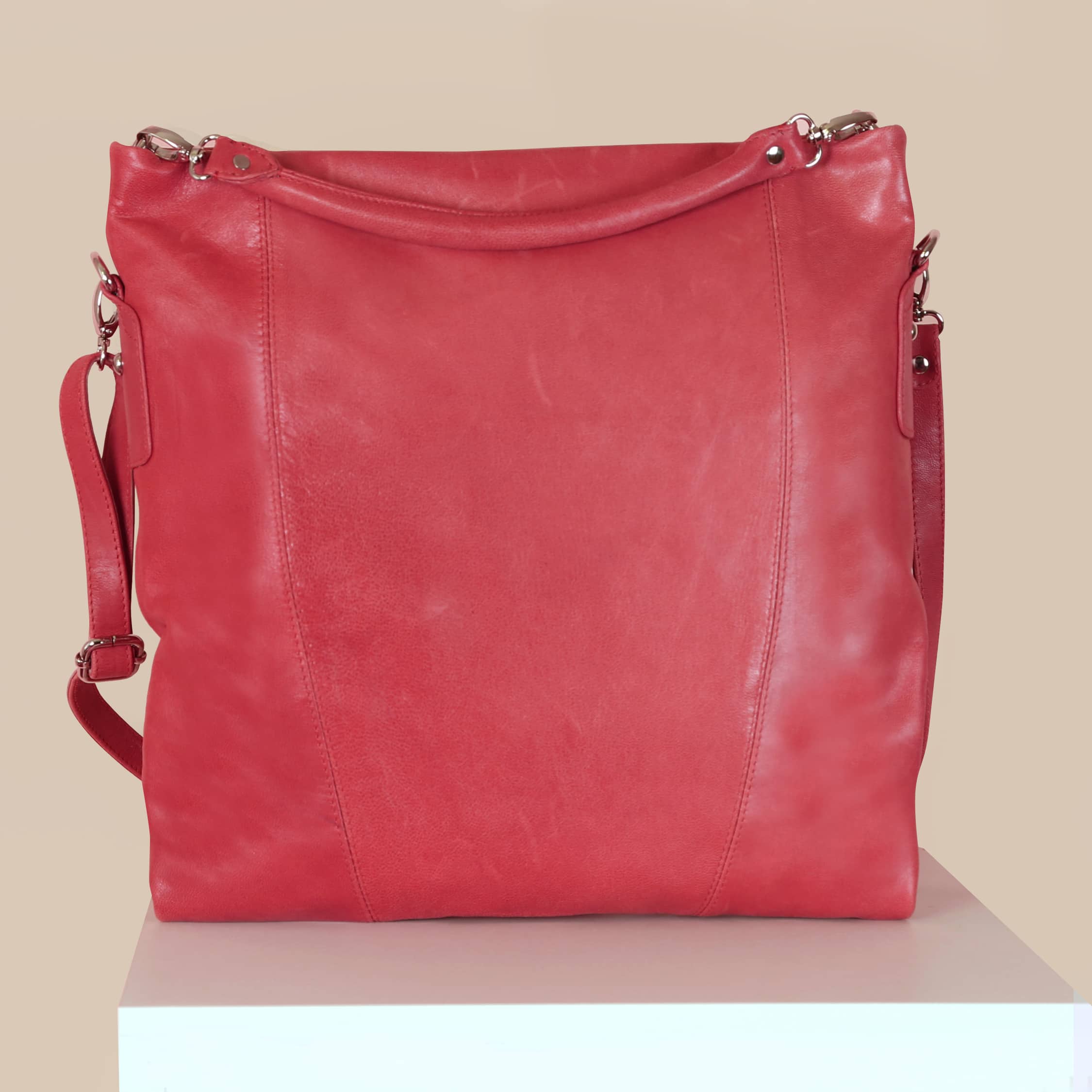 Madison Hobo Bag in Cherry – Sisken
